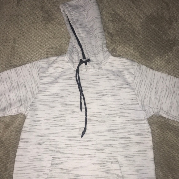 Black and white hoodie - Picture 1 of 2